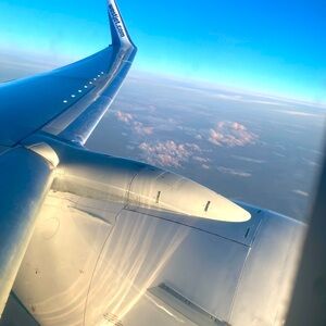 Meet your Posher, Lora